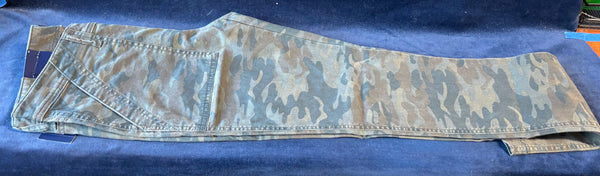 Chaps Womens Camo Slim Denim Size 6, Tags Still Attached