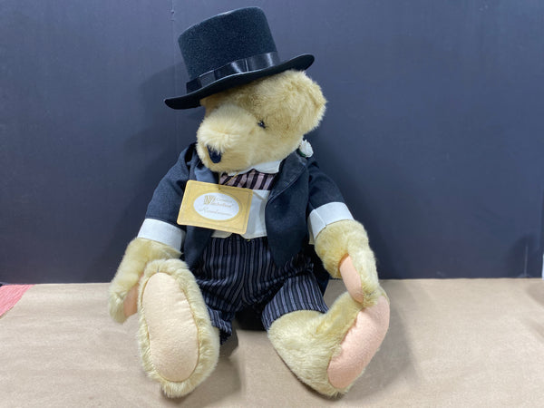 Cornelius VanderBear Remembearances Bear