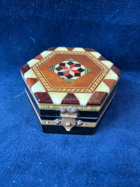 (A)Spanish Laguna Wooden Inlay Trinket Box *Read Description*