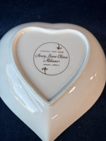 Mikasa Heart-Shaped Dish Christmas Spirit