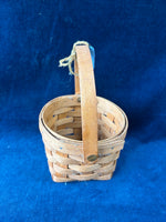(A)Small Round 1990 Longaberger Basket