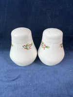 Christmas Mistletoe Salt And Pepper Shaker Set