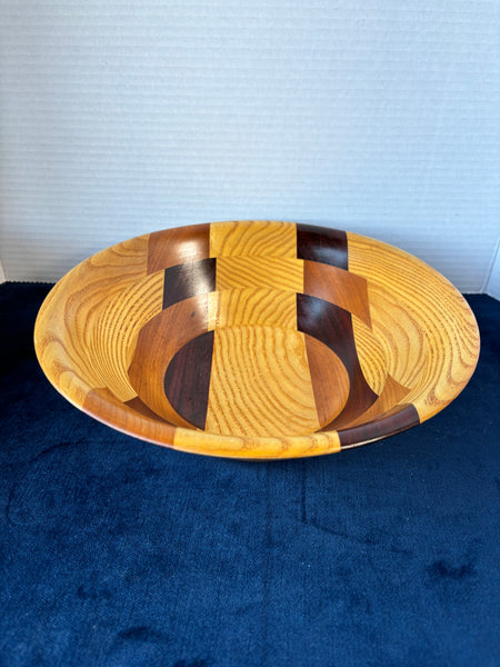 Dark/Light Wooden Salad Bowl