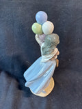 Lladro Balloon Seller Girl #5141 Porcelain Figurine