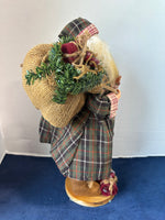 Primitive Style Santa Claus Figurine *Read Description*