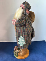 Primitive Style Santa Claus Figurine *Read Description*