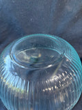 Pyrex Mixing Bowl Set of 4 W/Lids