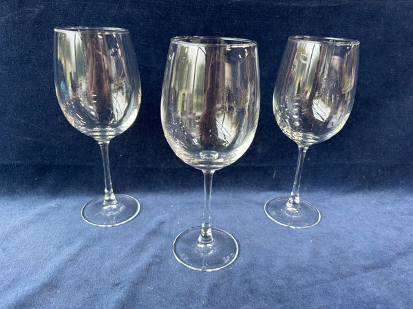 Set Of 3 Large Wine Glasses