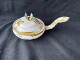 Herend Queen Victoria Patty Pan with Butterfly Knob *Read Description*