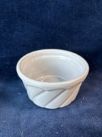 Set Of 4 Ceramic Ramekins *Read Description*