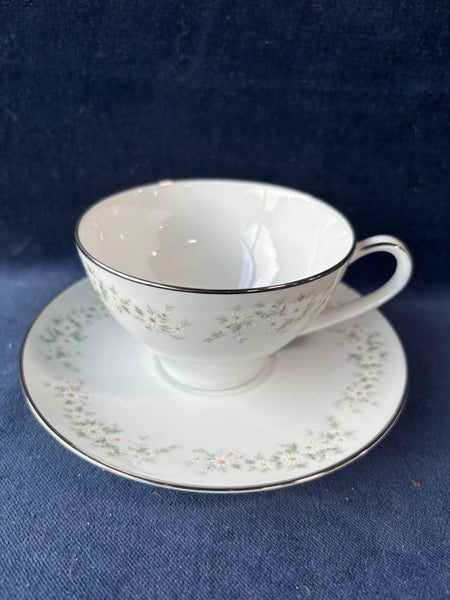 Noritake Annabelle Teacup & Saucer Set