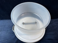 Sterilite Cake Carrier Container Domed Cover
