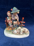 (C) Goebel Hummel Figurine Eventide #99 *Read Description*