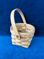 (A) Longaberger Swing Handle Basket *Read Description*