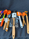 Halloweeen Spatula/Utensil Lot (21)
