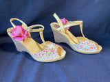 Jaclyn Smith Cork Wedge Sandals T Strap Floral Print Fabric Women’s Size 8M (C)
