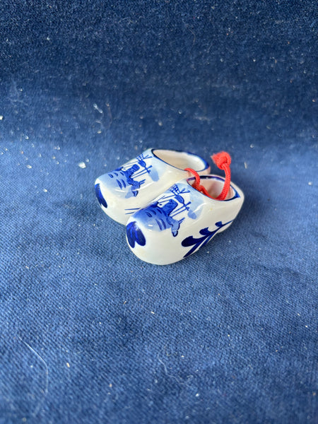 Delft Blue Pottery Pair of Miniature Mini Shoes Holland Netherlands