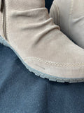 Naturalizer Women’s 8.5M Taupe Suede Booties (BB) *Read Description*