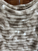 Vince Camuto Throw Blanket