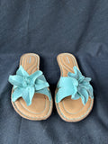 Sonoma Sandals Women's Size 8M Seafoam Mint Aqua Flower Accent (II)