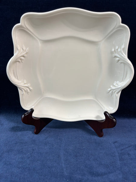 Wedgewood Queen's Shape Square Handled Cake Plate