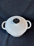 Crofton 2 Qt (2L) Cast Iron Mini Dutch Oven White With Lid