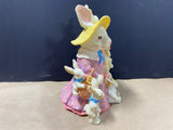 Mommy Bunny Figurine With 5 Babies