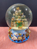 Musical Christmas Cats Snow-globe, Works