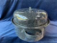 Roasting Pan with Lid Speckled Enamel