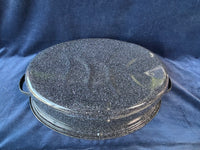 Roasting Pan with Lid Speckled Enamel