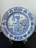 (L) Wedgwood Yale University Sheffield Hall 1859-1931 Blue & White Dinner Plate