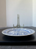 (L) Wedgwood Yale University Sheffield Hall 1859-1931 Blue & White Dinner Plate