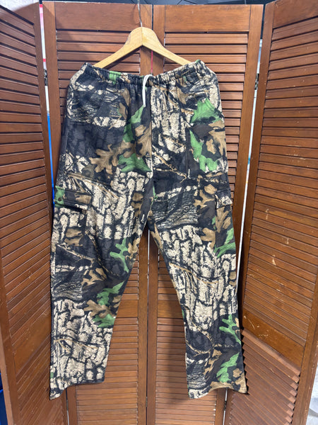 Men’s Size Large Jerzees Camo Sweatpants