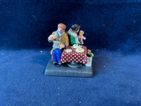 (C)Dept 56 “Sidewalk Coffee Break” Figurine