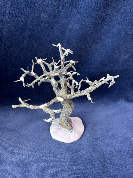 (T)Dept. 56 Village Accessories Craggy Oak Tree