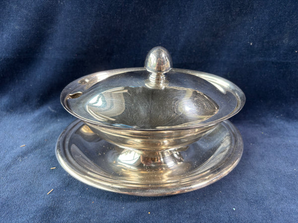 Reed & Barton Gravy Boat With Under Plate Silver Plated