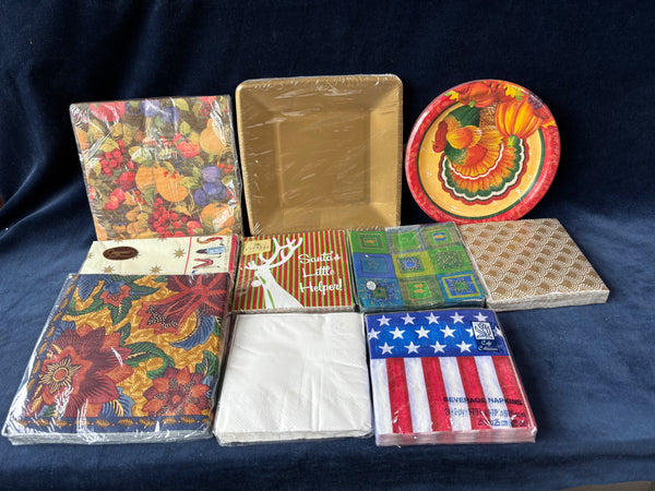 Paper Plate/Napkin Lot