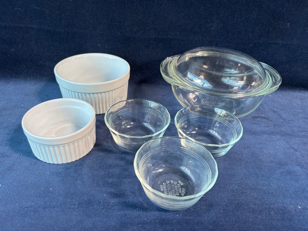 Assorted Kitchen Lot (6)