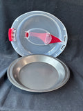 Round Pie Dish W/ Plastic Lid (A)