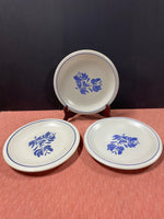 Pfaltzgraff “Yorktowne” Set Of 3 Dinner Plates