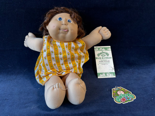 Cabbage Patch Doll With Birth Certificate