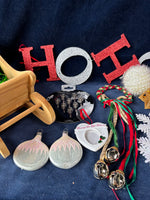 Assorted Christmas Decor Lot