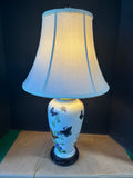 Chinoiserie-Style Porcelain Ginger Jar Table Lamp WORKS *Read Description*