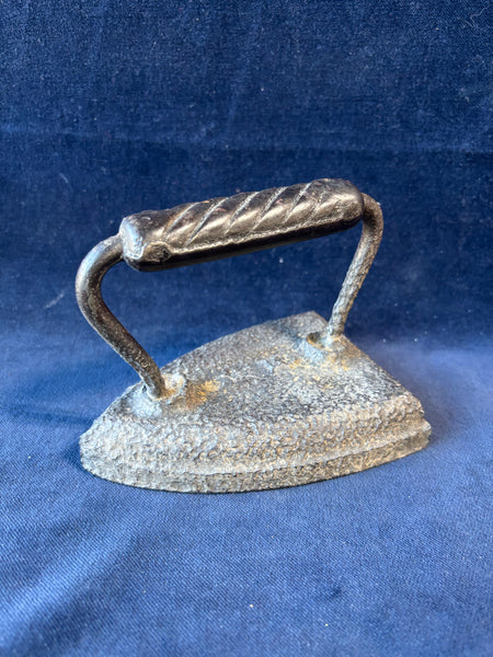 (B)Cast Iron Sad Iron