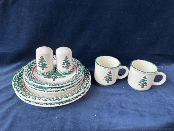 Furio Sponged Christmas Tree China Set 9 PCs