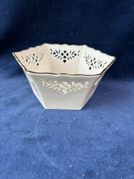 Lenox Shelburne Small Bowl Hexagon Pierced Heart Floral Dish