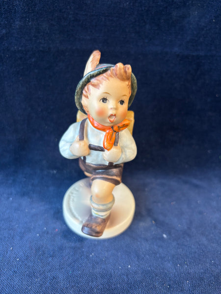 (B)Goebel Hummel “School Boy” Figurine 823/0