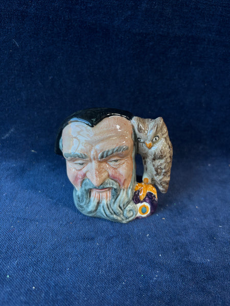 (DD)Royal Doulton “Merlin” Miniature Mug