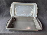 Wilton Oblong Cake Pan with a Snap-On Lid