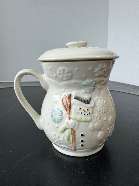 (P) Belleek Ireland Porcelain Winter Seasons Snowman Covered Mug